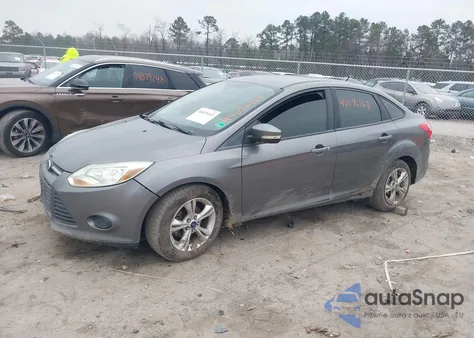 2013 Ford Focus Se z USA, uszkodzony, nr VIN 1FADP3F25DL331688